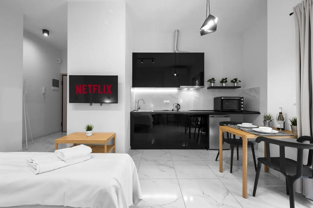 Breez Apartments, The Luxury Suites Selanik